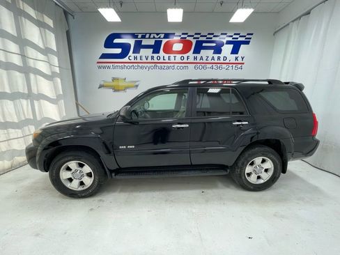 Used 2006 Toyota 4Runner SR5 image 8