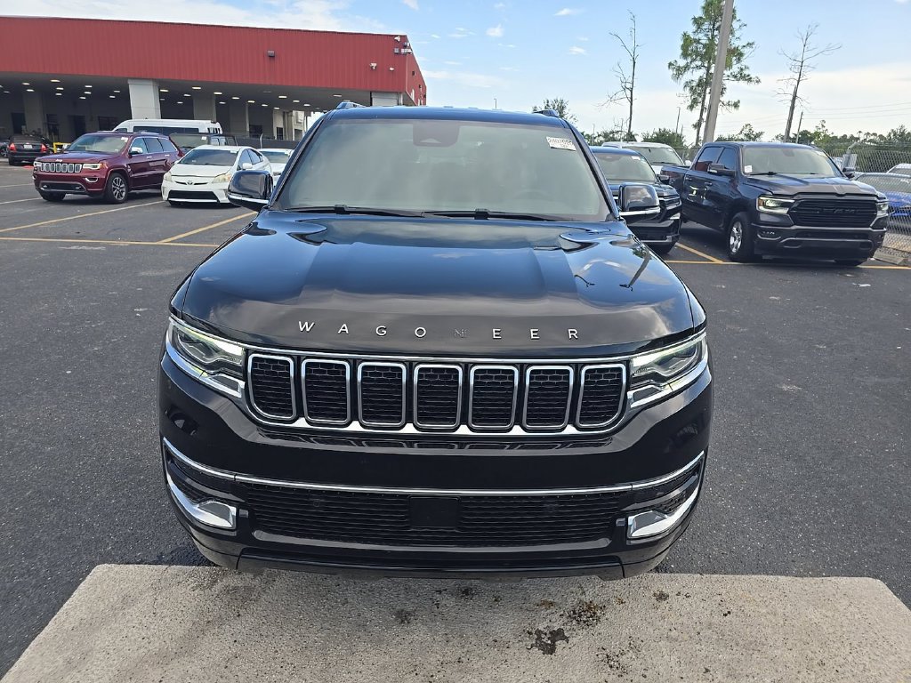 Used 2023 Jeep Wagoneer 2WD image 2