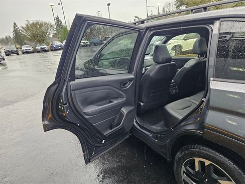 Certified 2025 Subaru Forester Limited image 16