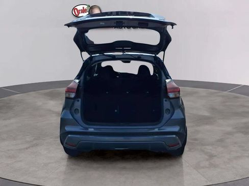 Used 2024 Nissan Kicks SV FWD image 19