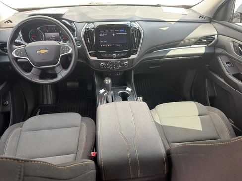 Used 2020 Chevrolet Traverse LT FWD image 9