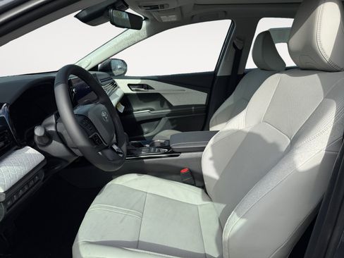 New 2026 Toyota Camry XLE AWD/4WD image 12