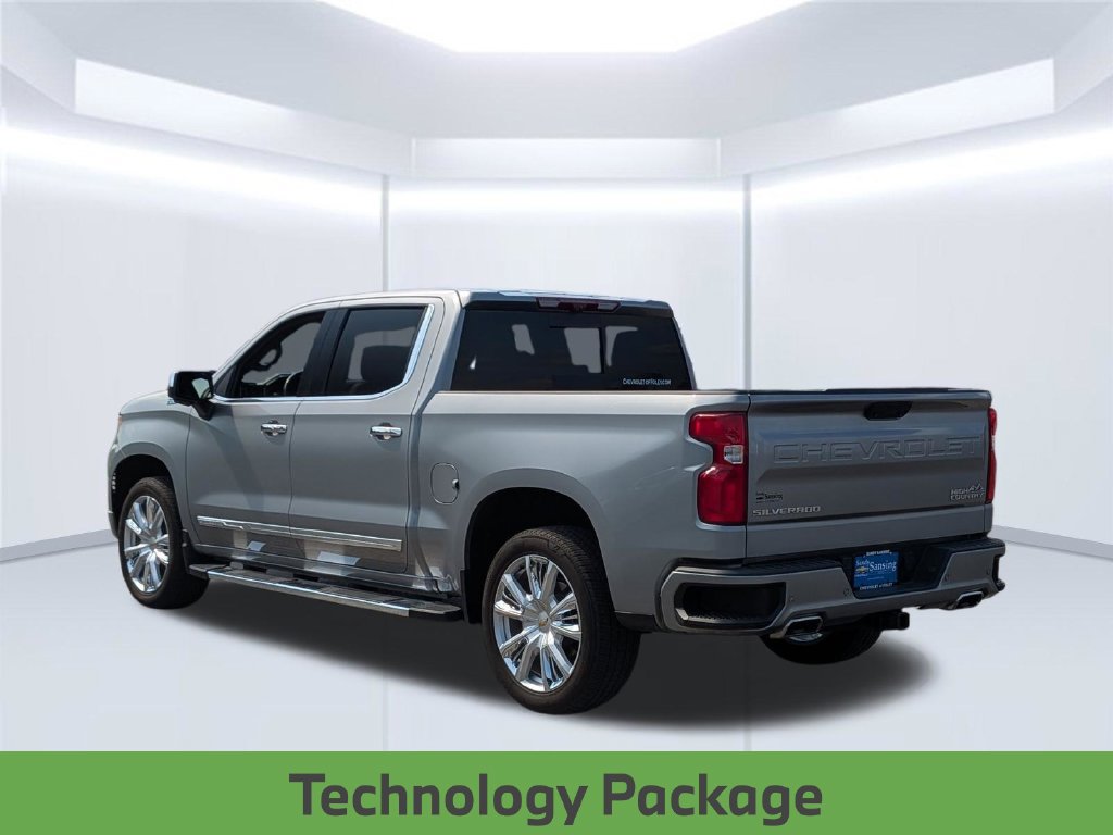 Used 2024 Chevrolet Silverado 1500 High Country w/ High Country Premium Package AWD/4WD image 4