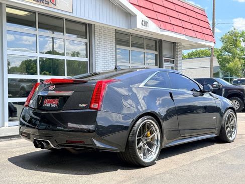 Used 2014 Cadillac CTS V RWD image 3