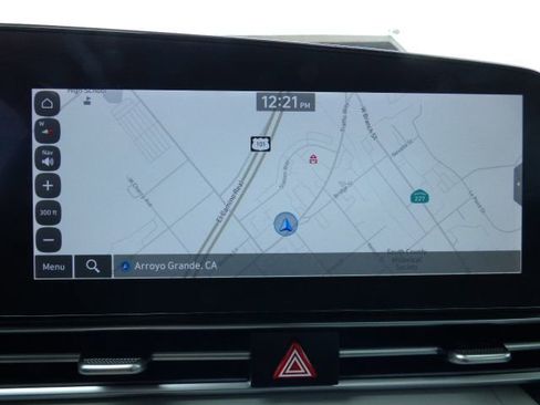 Used 2023 Hyundai Elantra Limited w/ Cargo Package FWD image 25