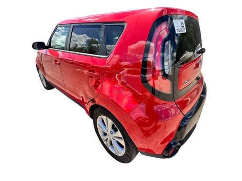 Used 2016 Kia Soul + w/ Audio Package FWD image 3