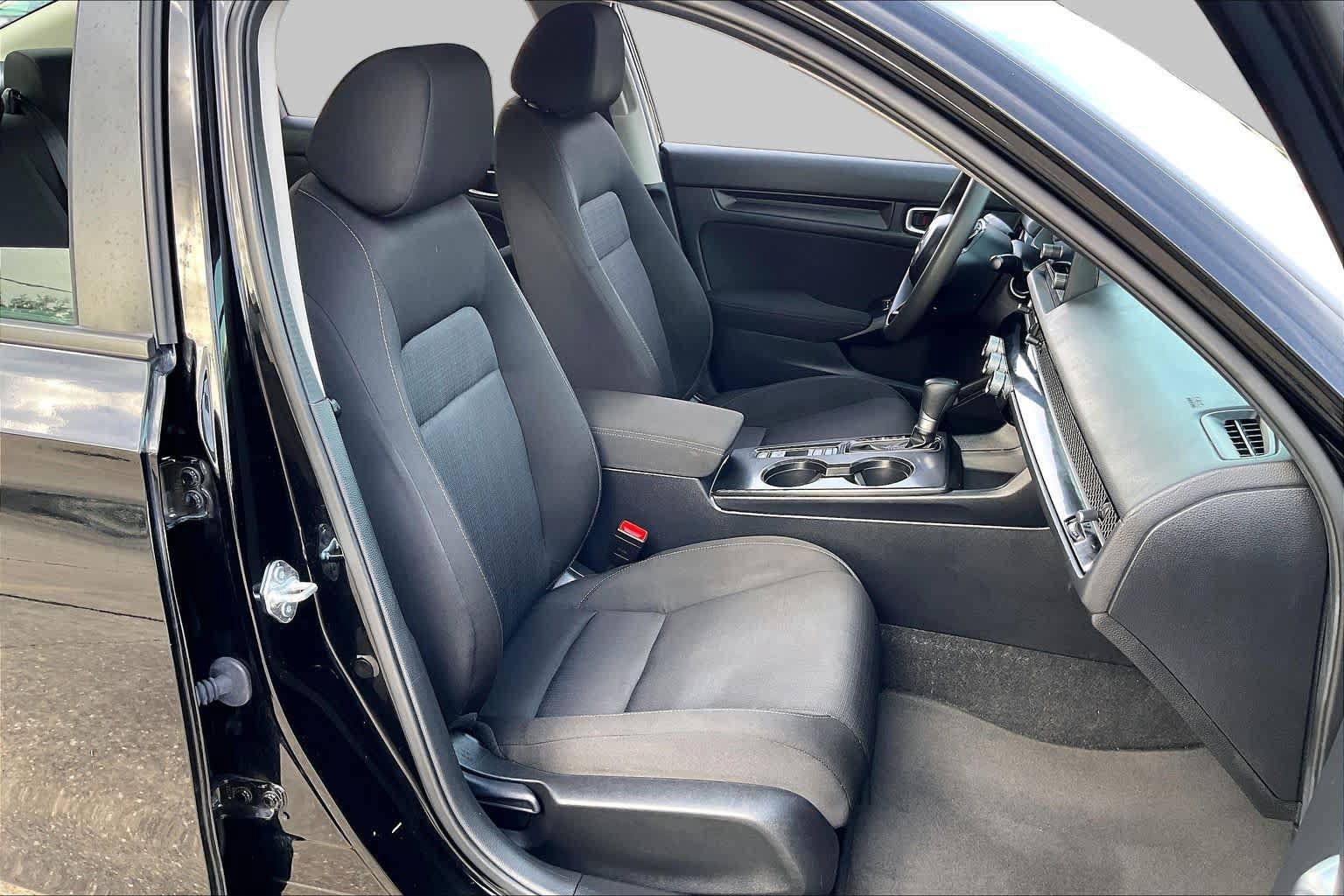 Used 2025 Honda Civic LX image 9