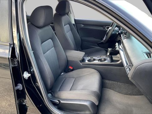 Used 2025 Honda Civic LX image 9