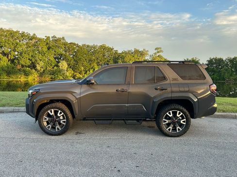 Used 2025 Toyota 4Runner TRD Sport Premium AWD/4WD image 3