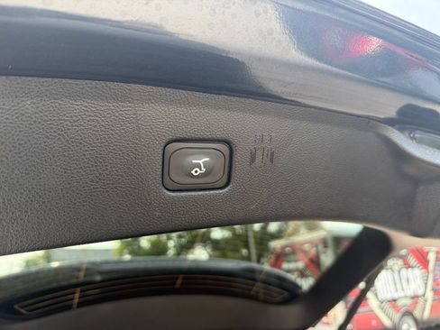 Used 2024 Ford Edge Titanium AWD/4WD image 12