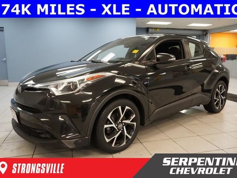 Used 2018 Toyota C-HR XLE image 1