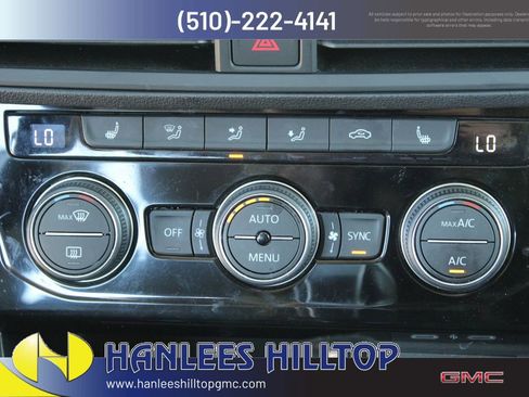 Used 2023 Volkswagen Jetta SE FWD image 23