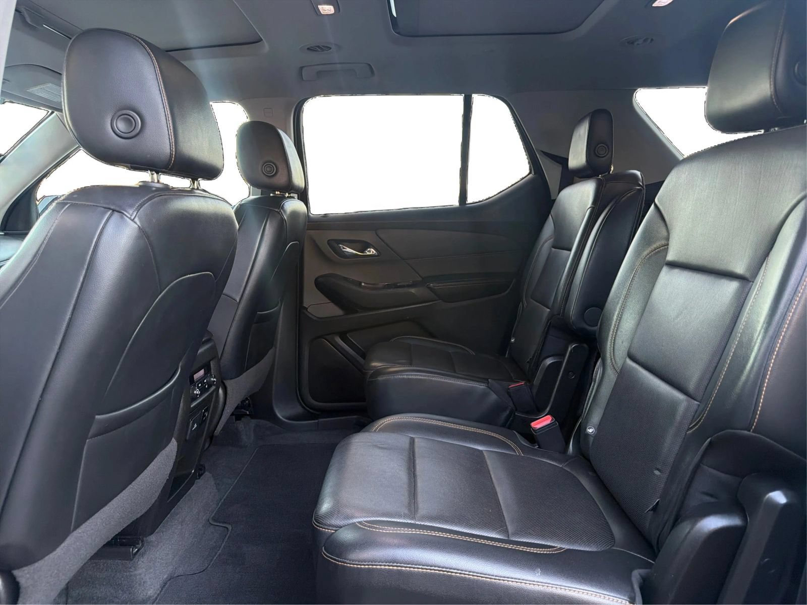 Used 2018 Chevrolet Traverse Premier w/ Redline Edition FWD image 10