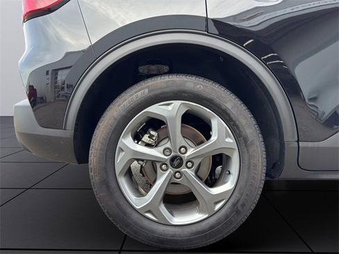 Used 2025 Ford Escape ST-Line w/ Cold Weather Package image 24