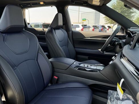 New 2026 INFINITI QX60 Sport w/ Dark Cargo Package AWD/4WD image 28