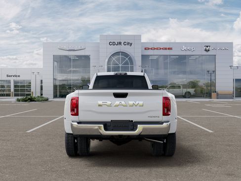 New 2026 RAM 3500 Tradesman AWD/4WD image 33