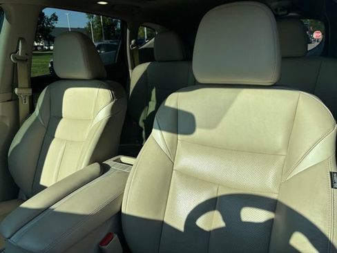 Used 2018 Nissan Murano SL w/ Moonroof Package AWD/4WD image 19