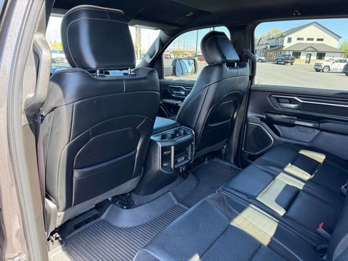 Used 2024 RAM 1500 Laramie AWD/4WD image 30