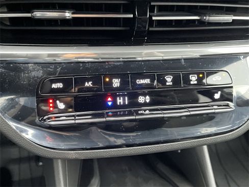 New 2026 Buick Envista Avenir image 18