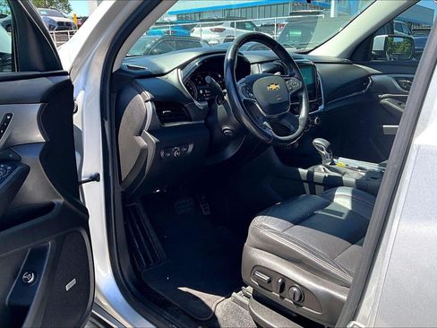 Used 2021 Chevrolet Traverse Premier AWD/4WD image 11