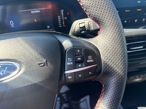 Used 2023 Ford Escape ST-Line w/ Tech Pack #1 AWD/4WD image 32