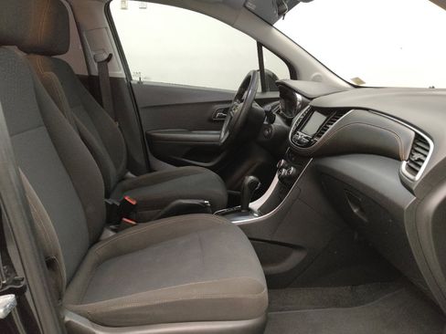 Used 2020 Chevrolet Trax LS w/ Tint and Cruise Package image 21