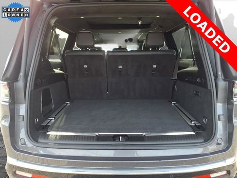 Used 2023 Jeep Grand Wagoneer L Series II image 6