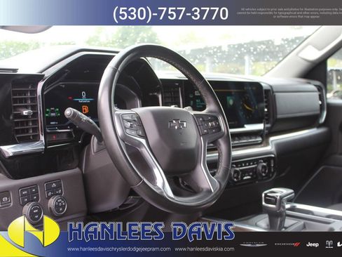 Used 2024 Chevrolet Silverado 1500 LT Trail Boss w/ Protection Package AWD/4WD image 11