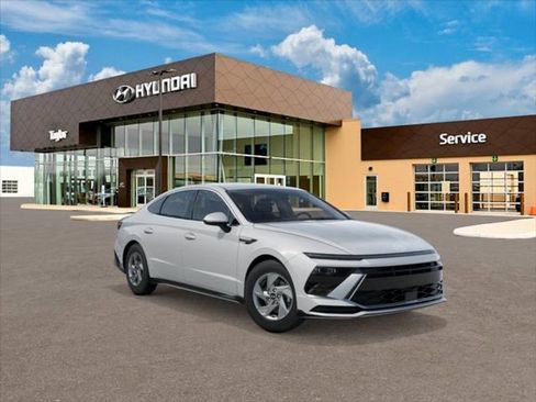 New 2026 Hyundai Sonata SE image 2
