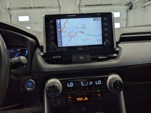 Used 2021 Toyota RAV4 XSE image 33