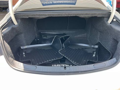 Used 2014 Chevrolet Impala LTZ FWD image 13