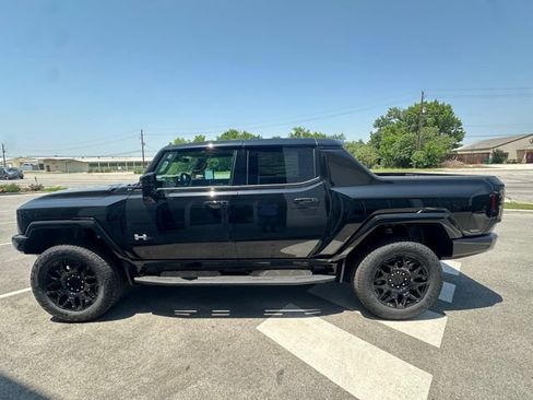New 2025 GMC Hummer EV 2X AWD/4WD image 9