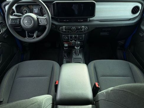 Used 2024 Jeep Wrangler Willys image 20