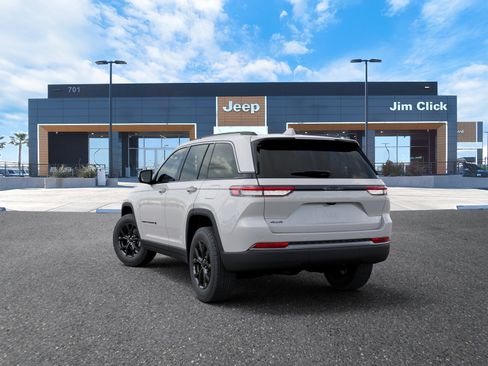 New 2026 Jeep Grand Cherokee Altitude AWD/4WD image 3