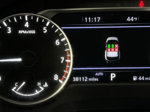 Used 2023 Nissan Pathfinder SL image 18