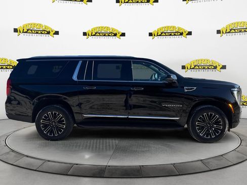 Used 2025 GMC Yukon XL Elevation AWD/4WD image 7