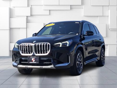 Used 2025 BMW X1 xDrive28i w/ Convenience Package AWD/4WD image 3