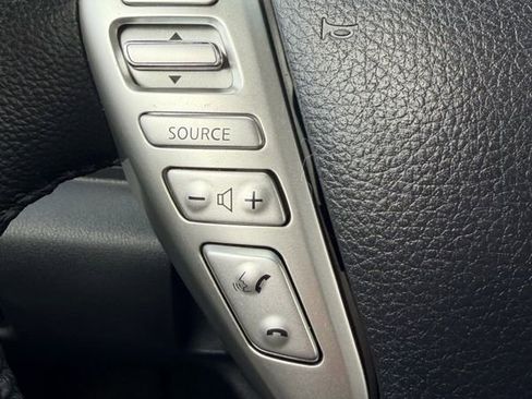 Used 2015 Nissan Versa Note SV image 28