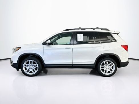 Used 2024 Honda Passport EX-L image 4