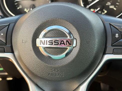 Used 2021 Nissan Rogue Sport SV w/ Technology Package FWD image 23