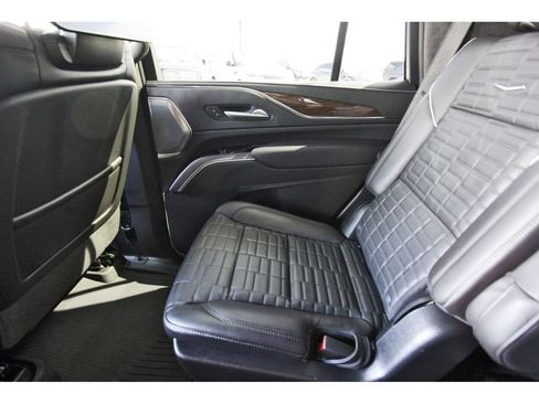 Certified 2024 Cadillac Escalade Sport Platinum w/ LPO, ONYX Package AWD/4WD image 12