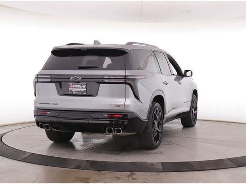 Used 2025 Chevrolet Traverse RS w/ LPO, Floor Liner Package AWD/4WD image 8