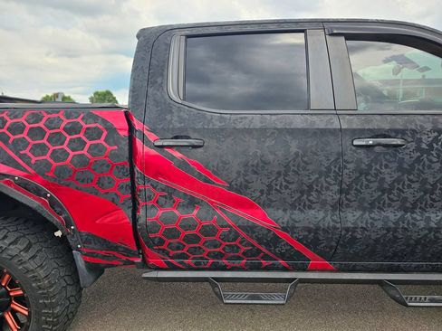 Used 2020 Chevrolet Silverado 1500 RST AWD/4WD image 23