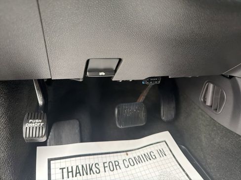 Used 2013 Ford Explorer Limited image 28