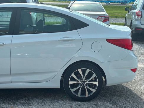 Used 2017 Hyundai Accent Value Edition FWD image 11