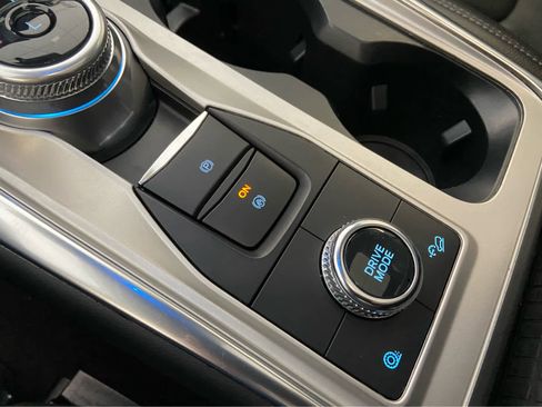 Used 2022 Ford Explorer Limited w/ Equipment Group 301A image 43