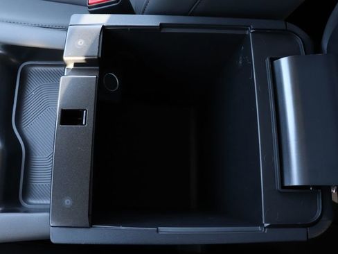 New 2026 Ford Explorer Active image 23