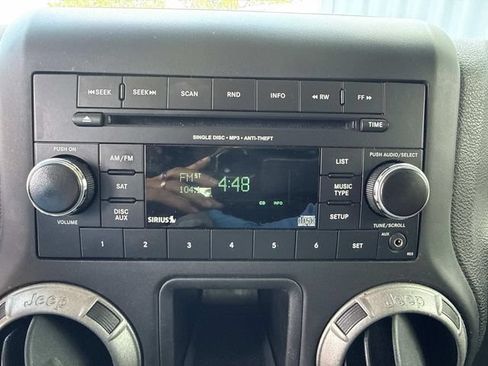 Used 2017 Jeep Wrangler Unlimited Sport AWD/4WD image 36