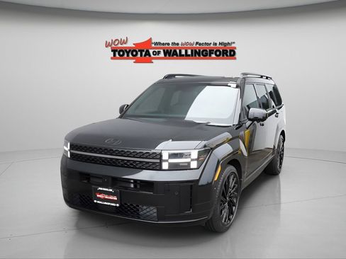 Used 2025 Hyundai Santa Fe Calligraphy AWD/4WD image 1