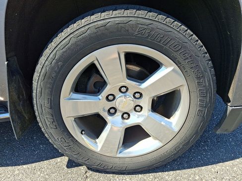 Used 2019 Chevrolet Tahoe Premier AWD/4WD image 9